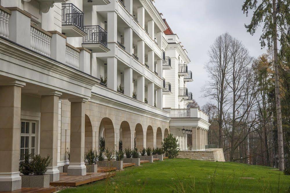 Hotel Spa Dr Irena Eris Polanica Zdroj Екстериор снимка